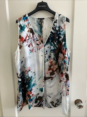Lafayette 148 New York White Abstract Floral V-Neck Sleeveless Blouse